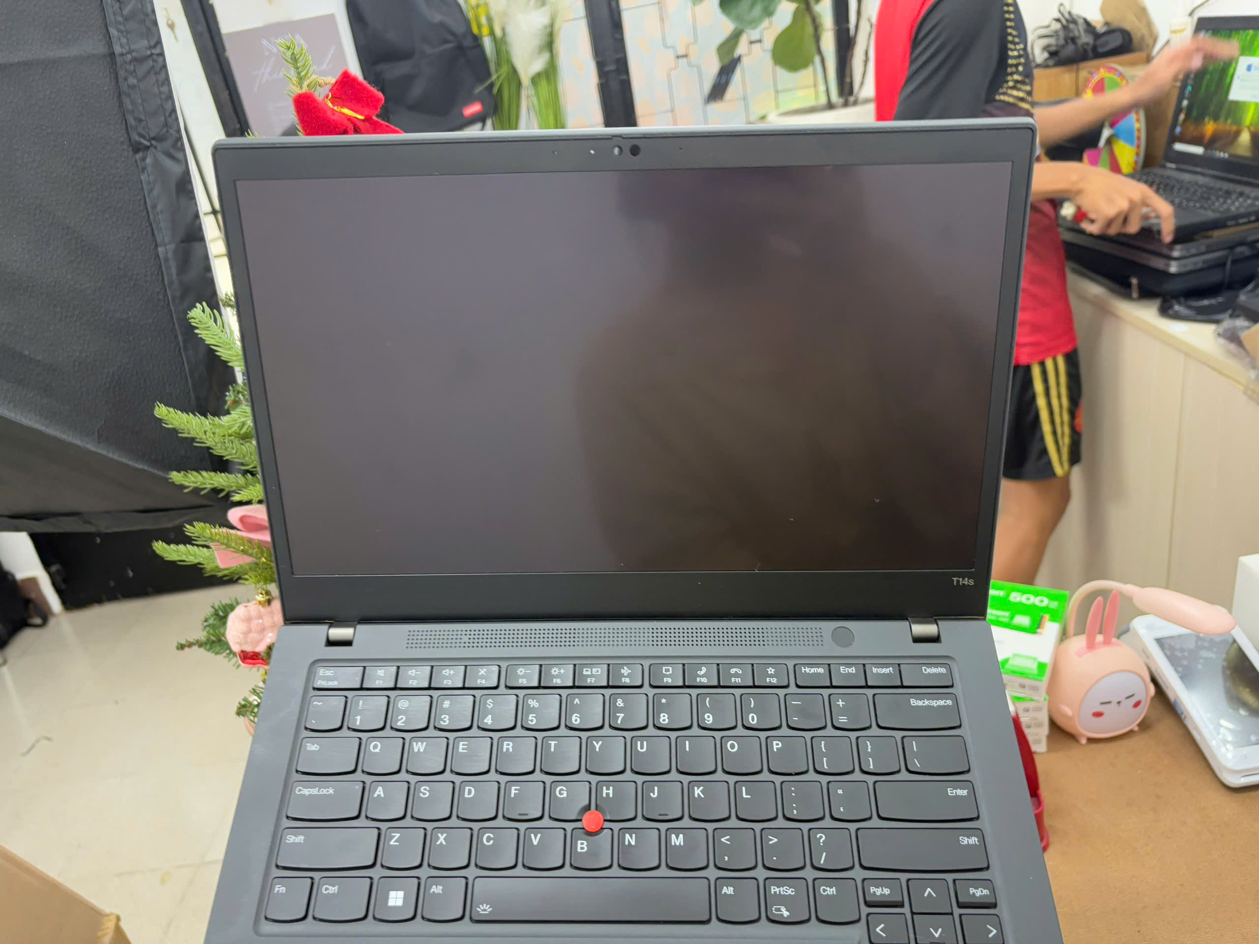 z7202310653564_4b1e0b13114bffc34375832f54fe9d5c