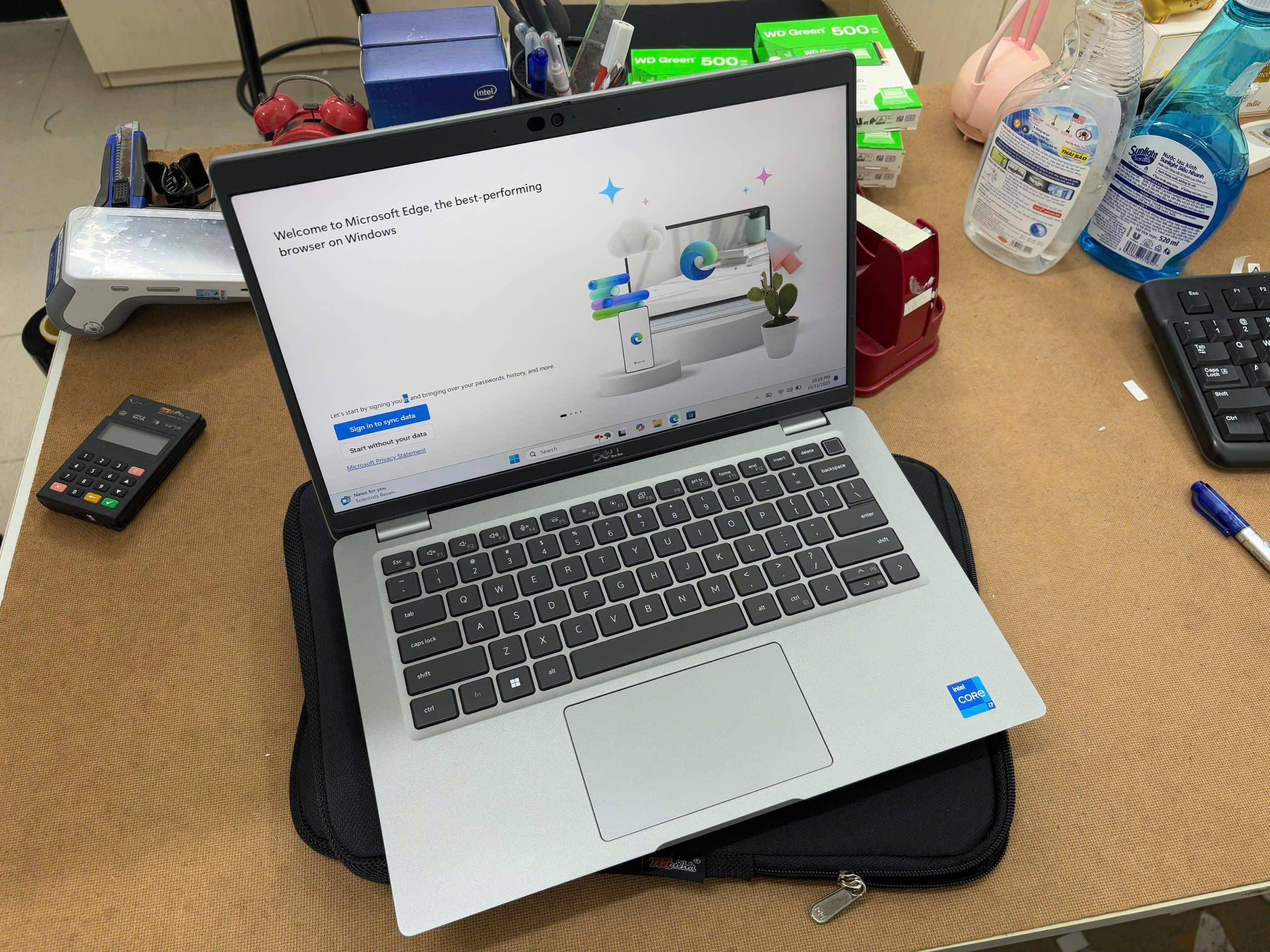 z7215753016755_003878094d1ef3855998c0b4b5787dfd