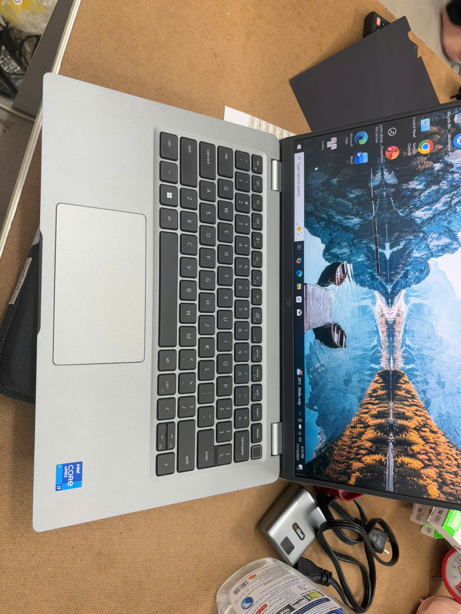 z7216812158212_cdb19e5a611b7f12fe5f93ee07b25762