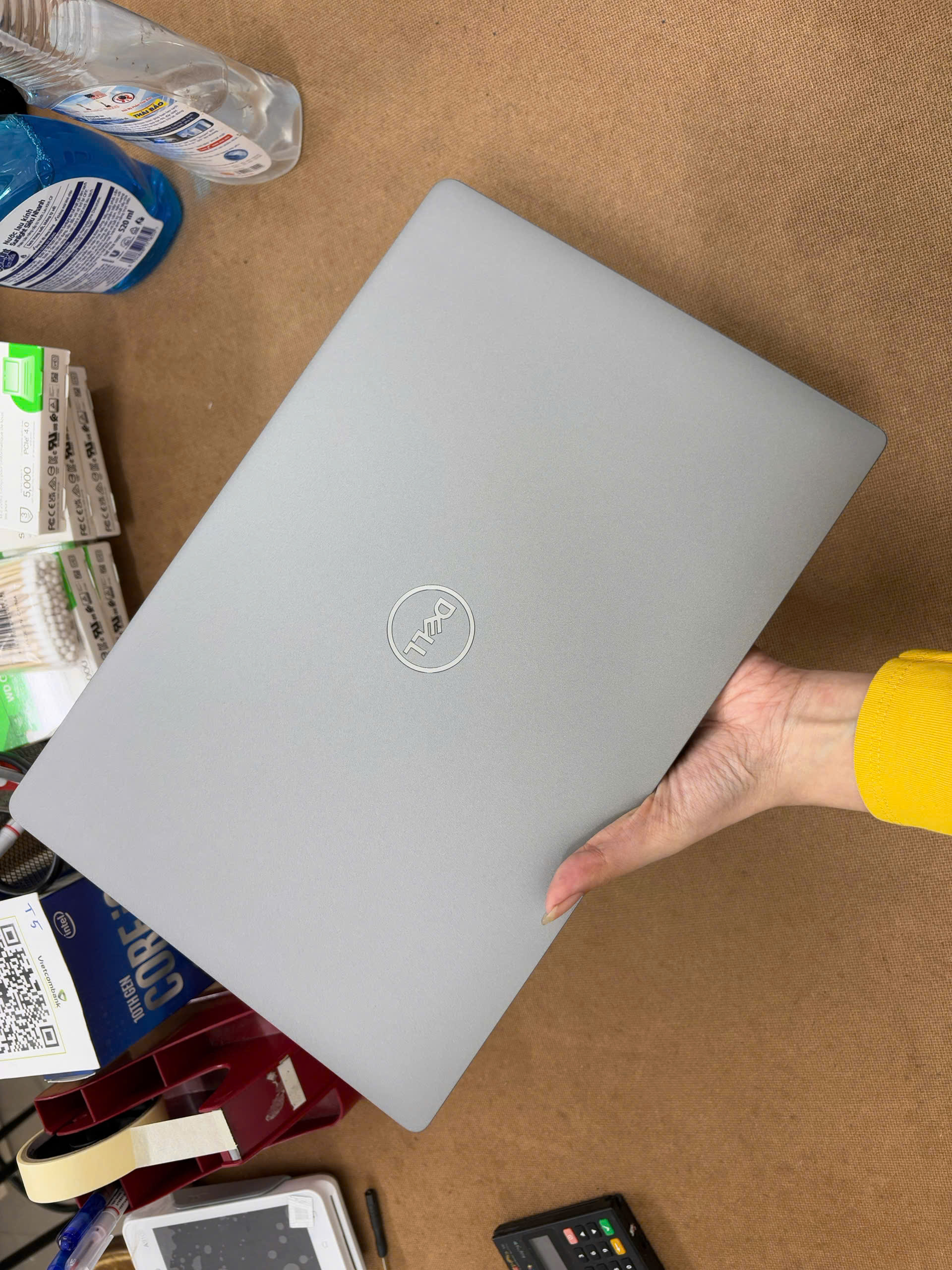 z7220094880129_d56a3b7482196c78d735136e34277fa9