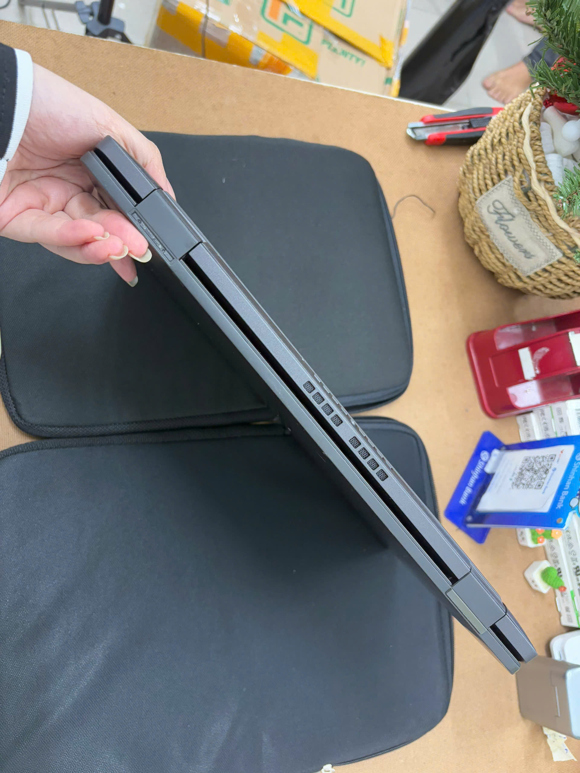 z7250780383132_aa72ae99622a9da0189810b9a418d404