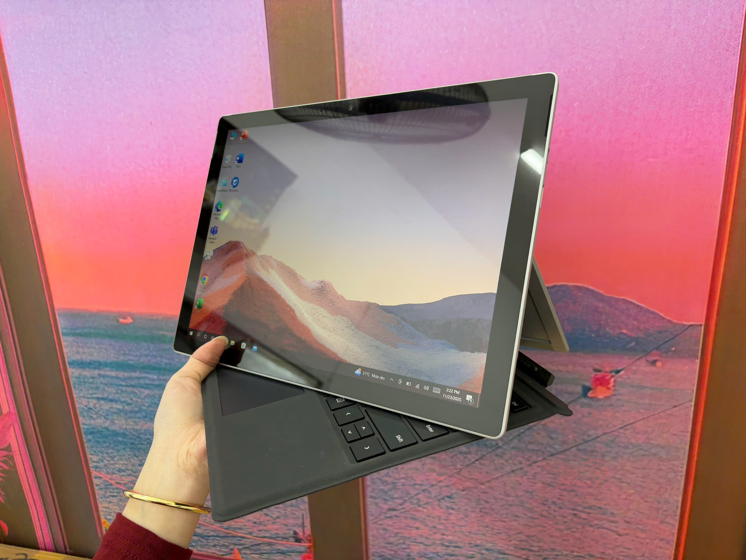 z7253950331396_94c15ebd4e53d3f6ac8620a2ebbc267c