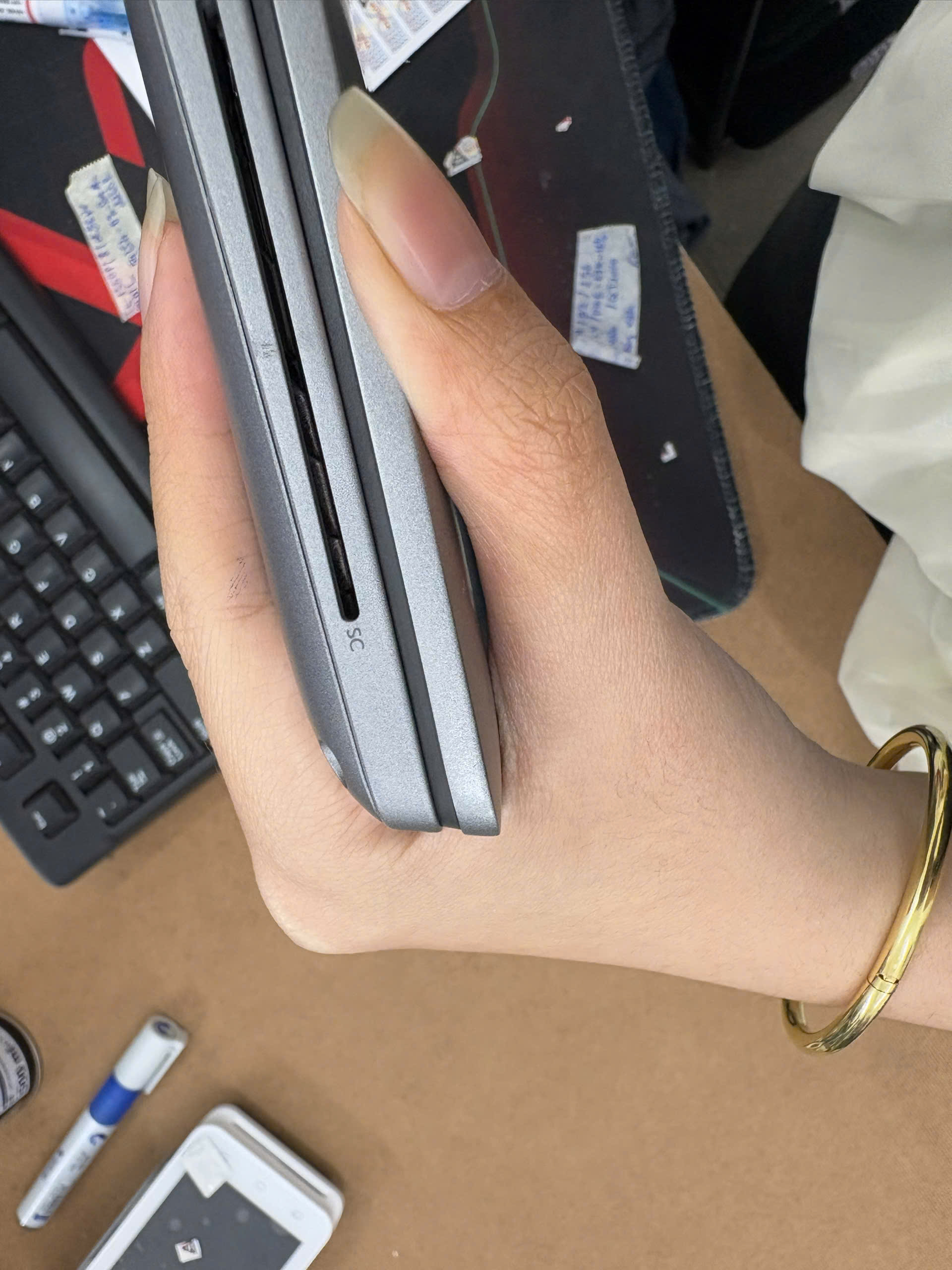 z7260072188336_69db76ed5c888165cf41f28d382e9bb8