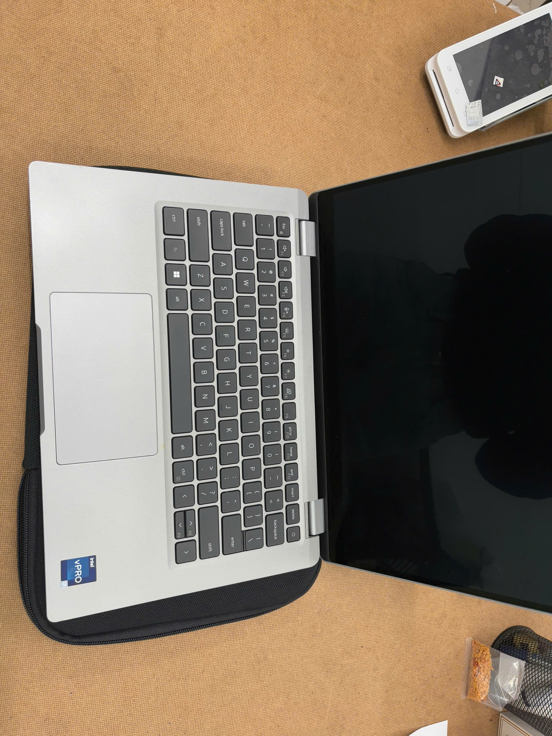 z7268268478100_70b926abb1f9c1c98d5b7c48ea056f49