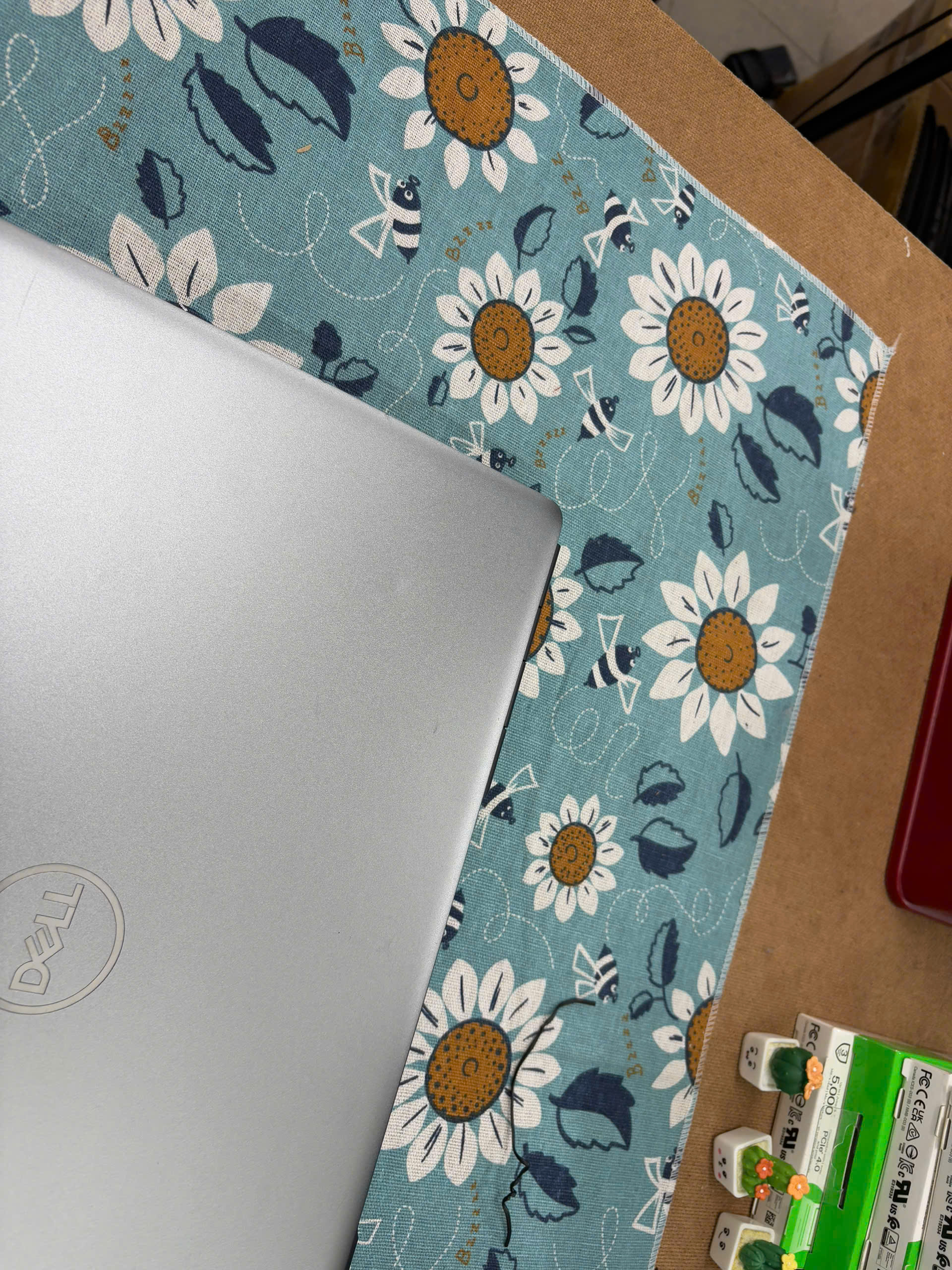 z7281606178029_13fd0eeaa182de56f6d1f69499393ead