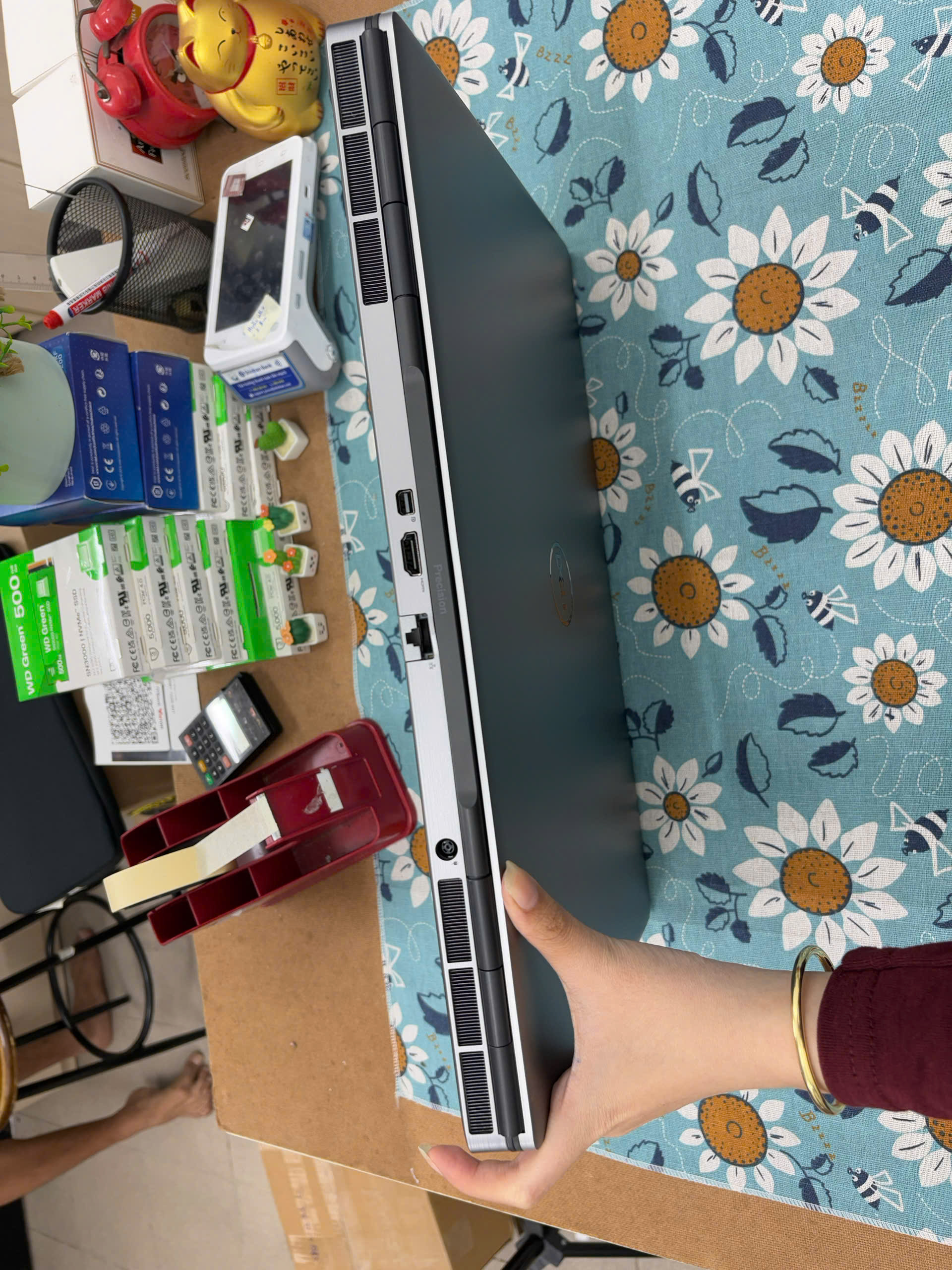 z7284435958747_379bf3e90aa08ddb019cb14f037a6641