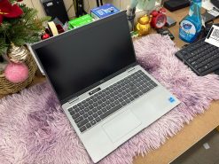 Dell Precision 3560
