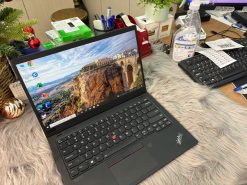 Thinkpad X1 Carbon G8