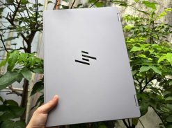 HP Omnibook X Flip 16-ar0033dx