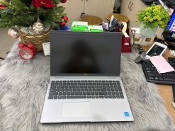 Dell precisione 3561