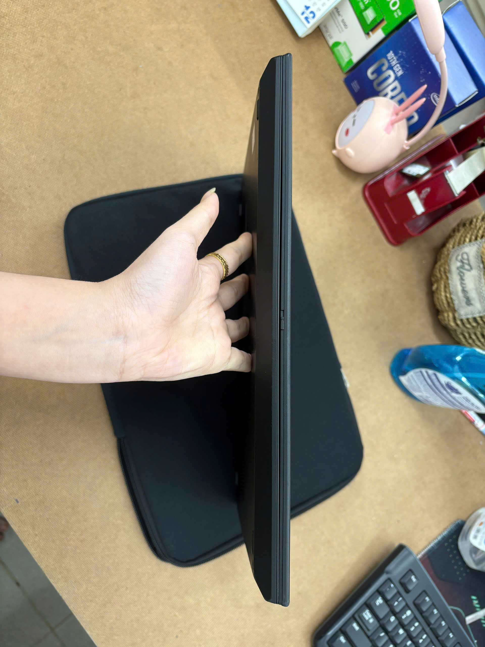 z7396304780109_af376b02d6a2a770cda81a4a597d1641