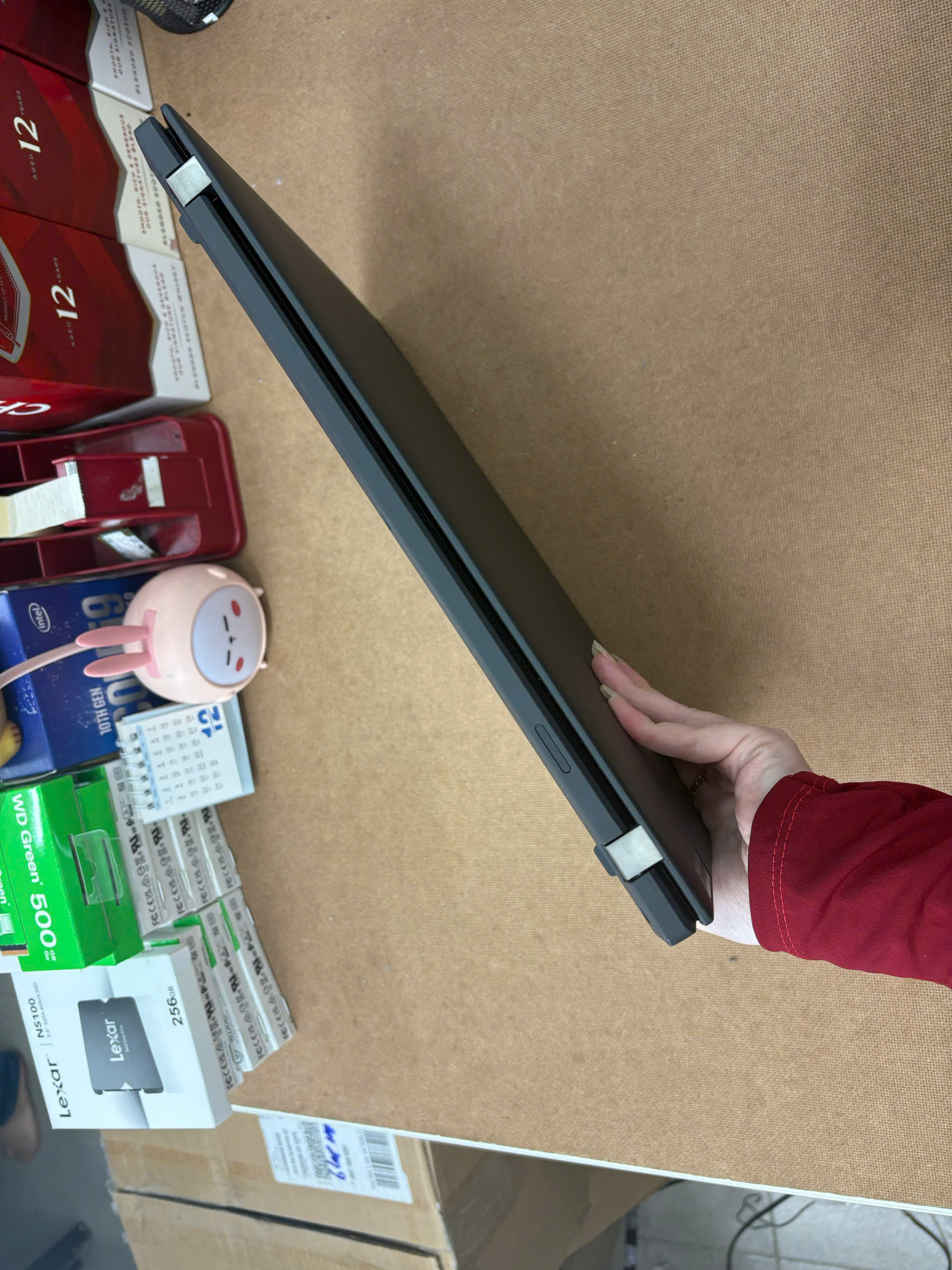 z7407057086725_613a56fad4cdfaecbeae1fc46f0d9c83