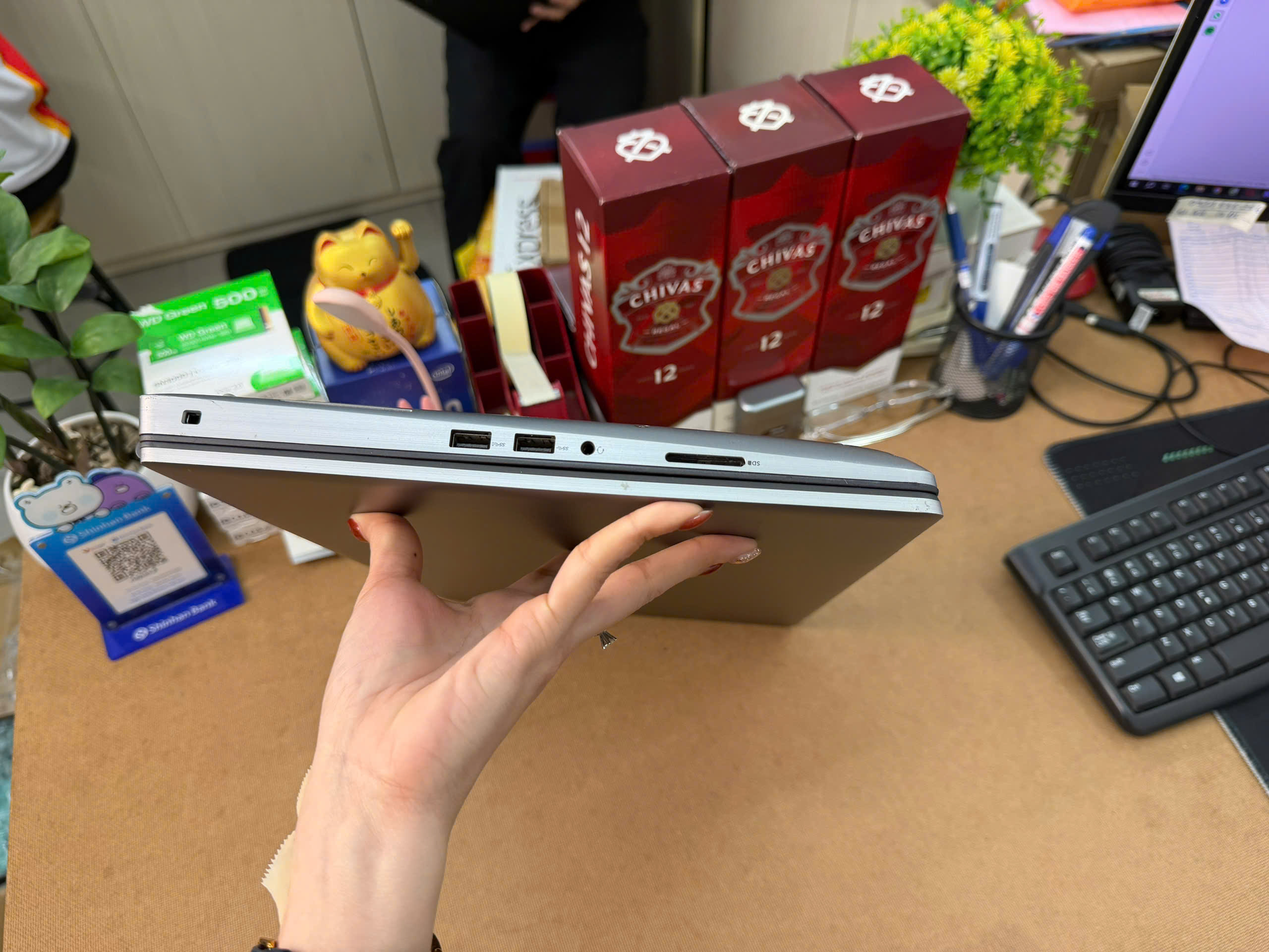 z7419885647256_dd6faf311ad41368329cb862ef8916f2