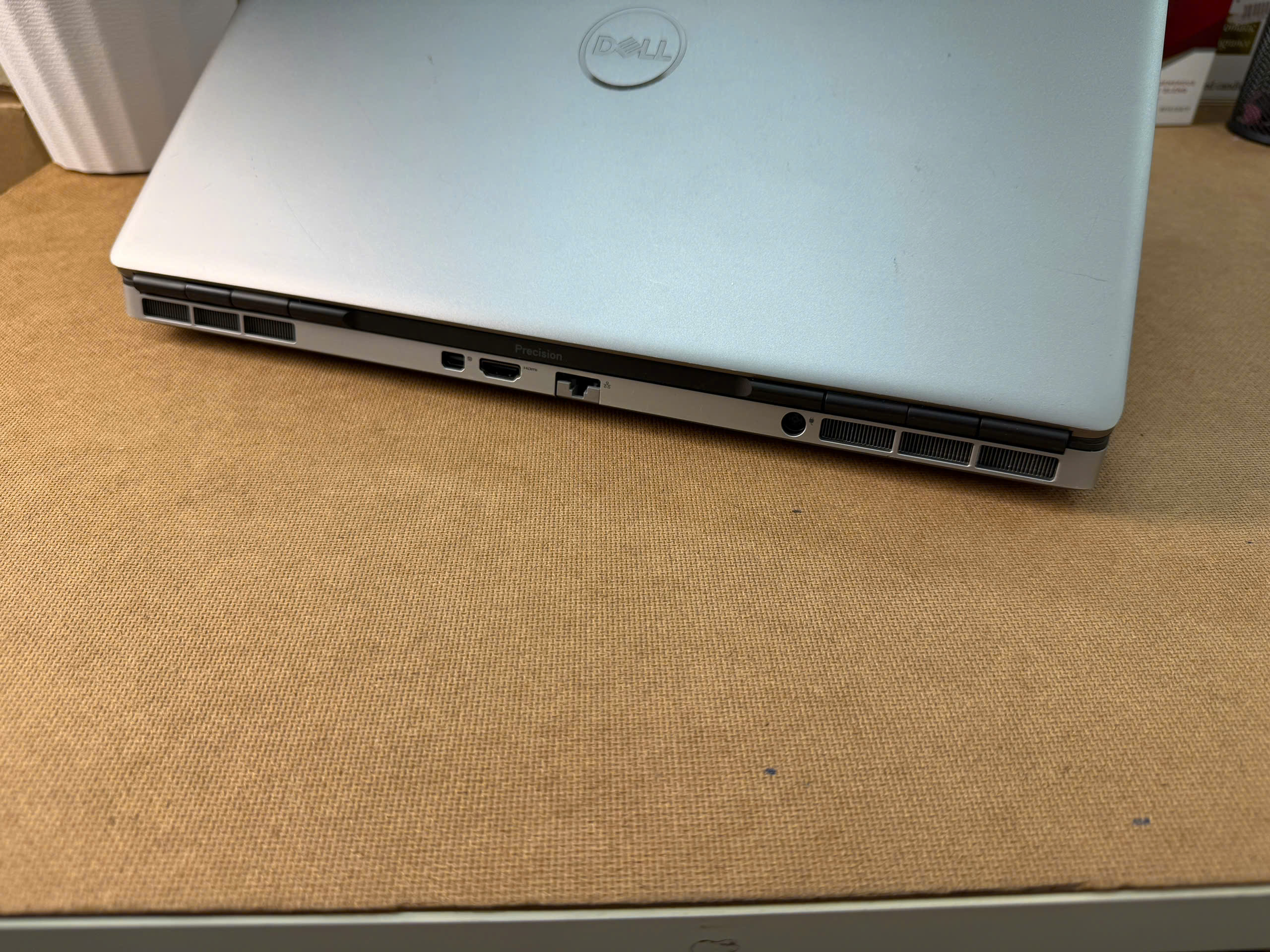 z7430269333606_de9626de8e873aefff438d456c9fd1b3