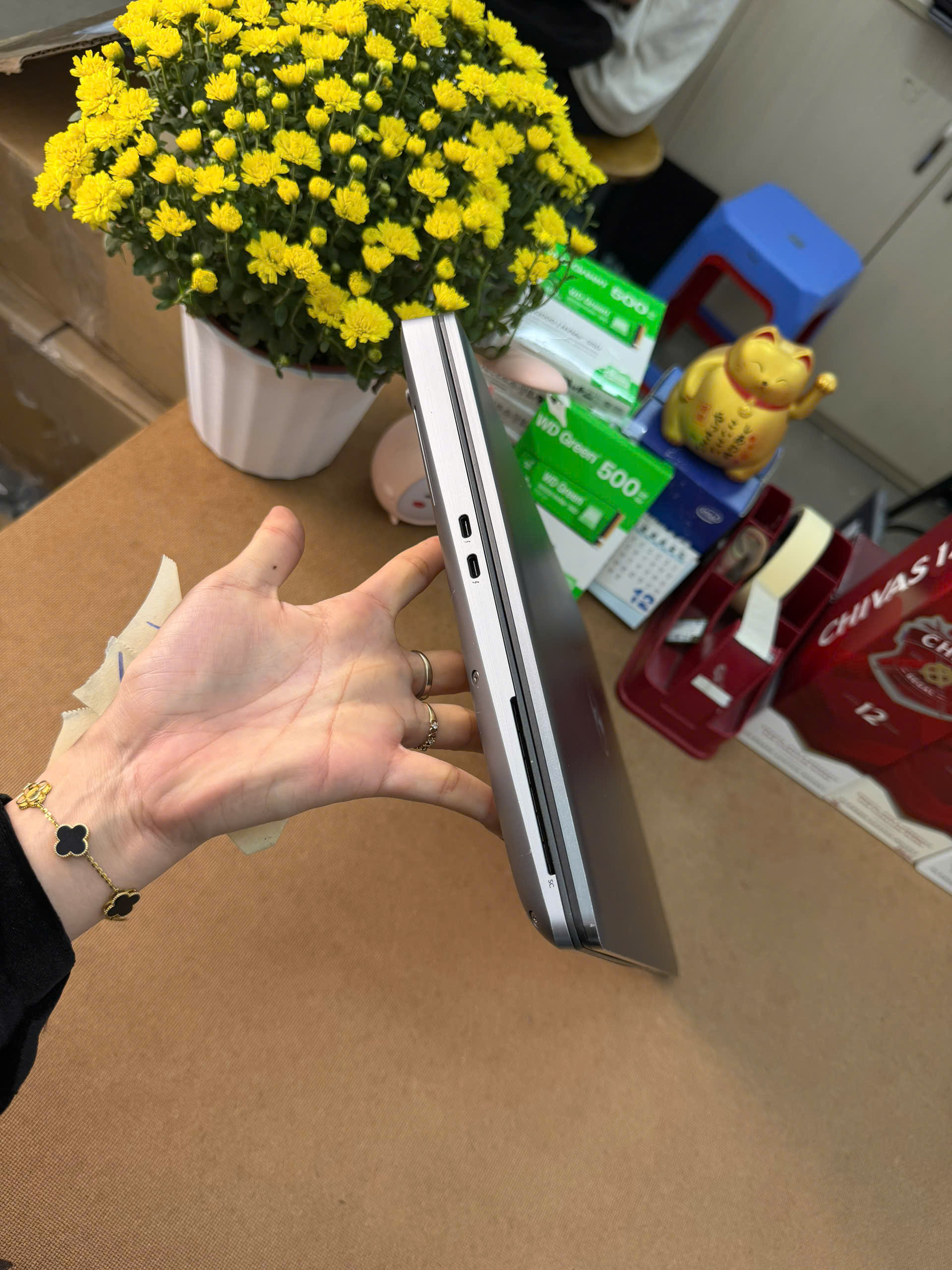 z7430269333637_7bff75358f808e2affcf252423575927