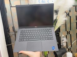 Dell Latitude 7330