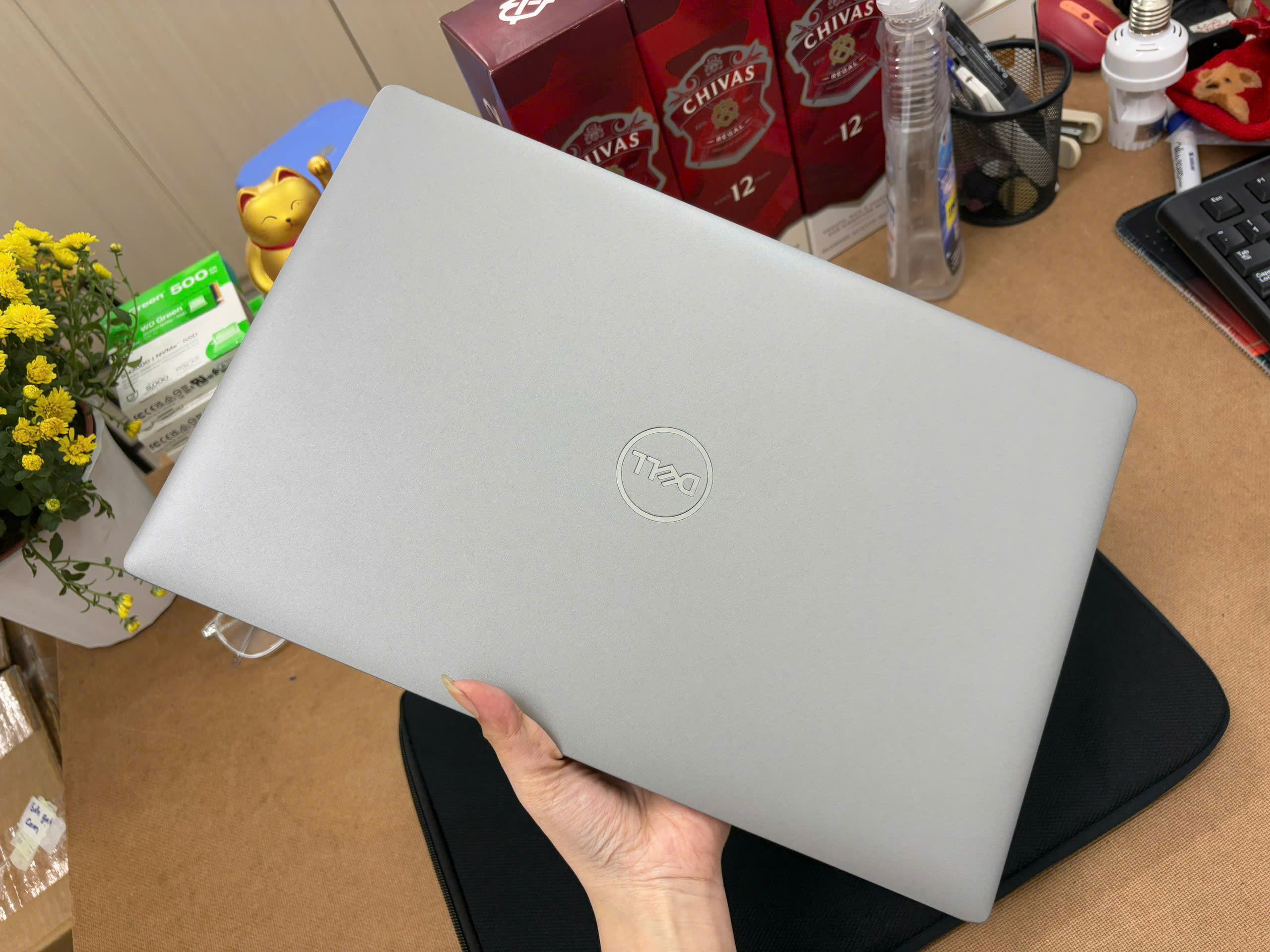 z7439352264940_169664da021c172c4460396622fa05ad