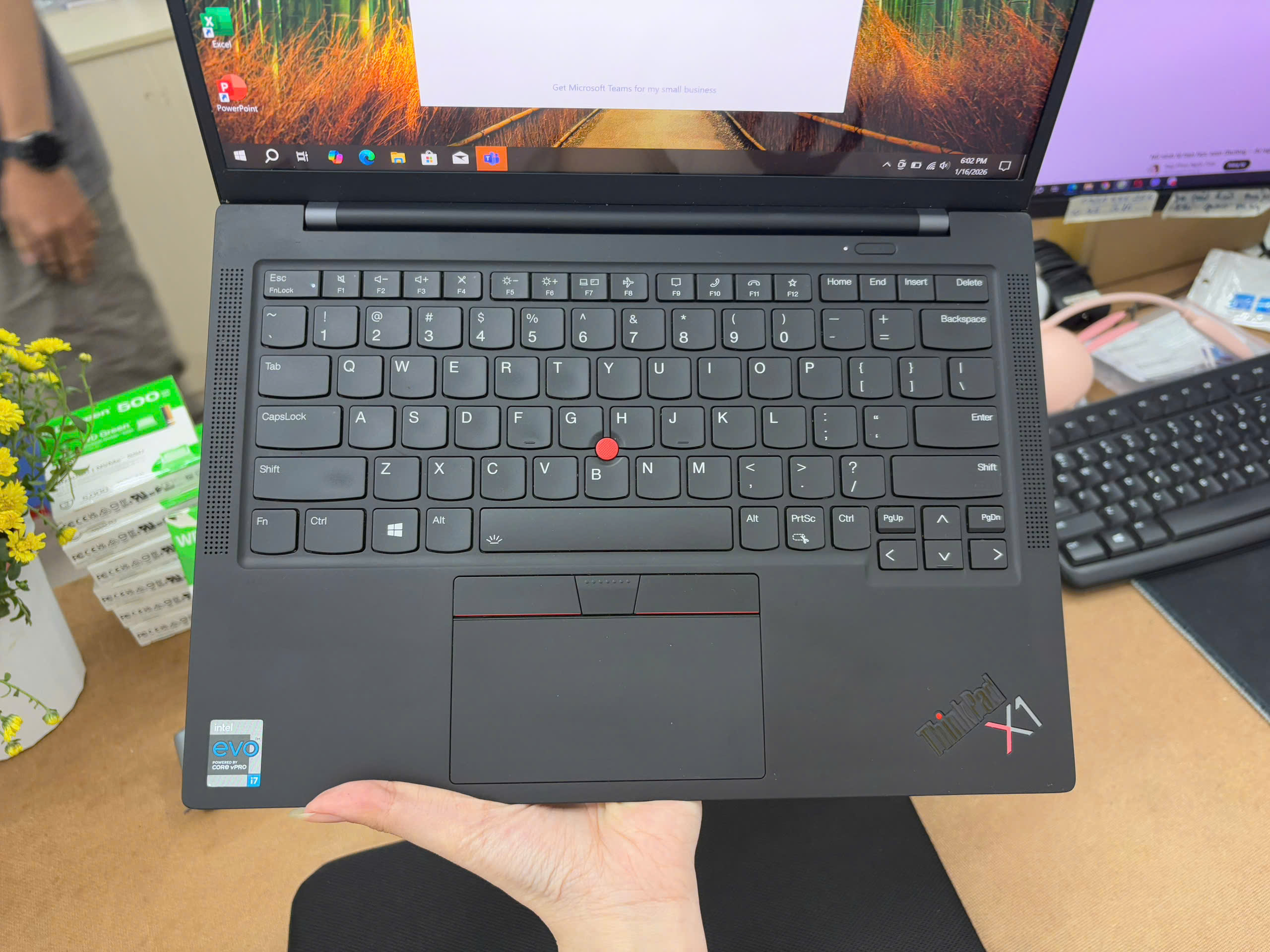 z7439386810651_342b8880f01bd59c11ab2ca61d263d18