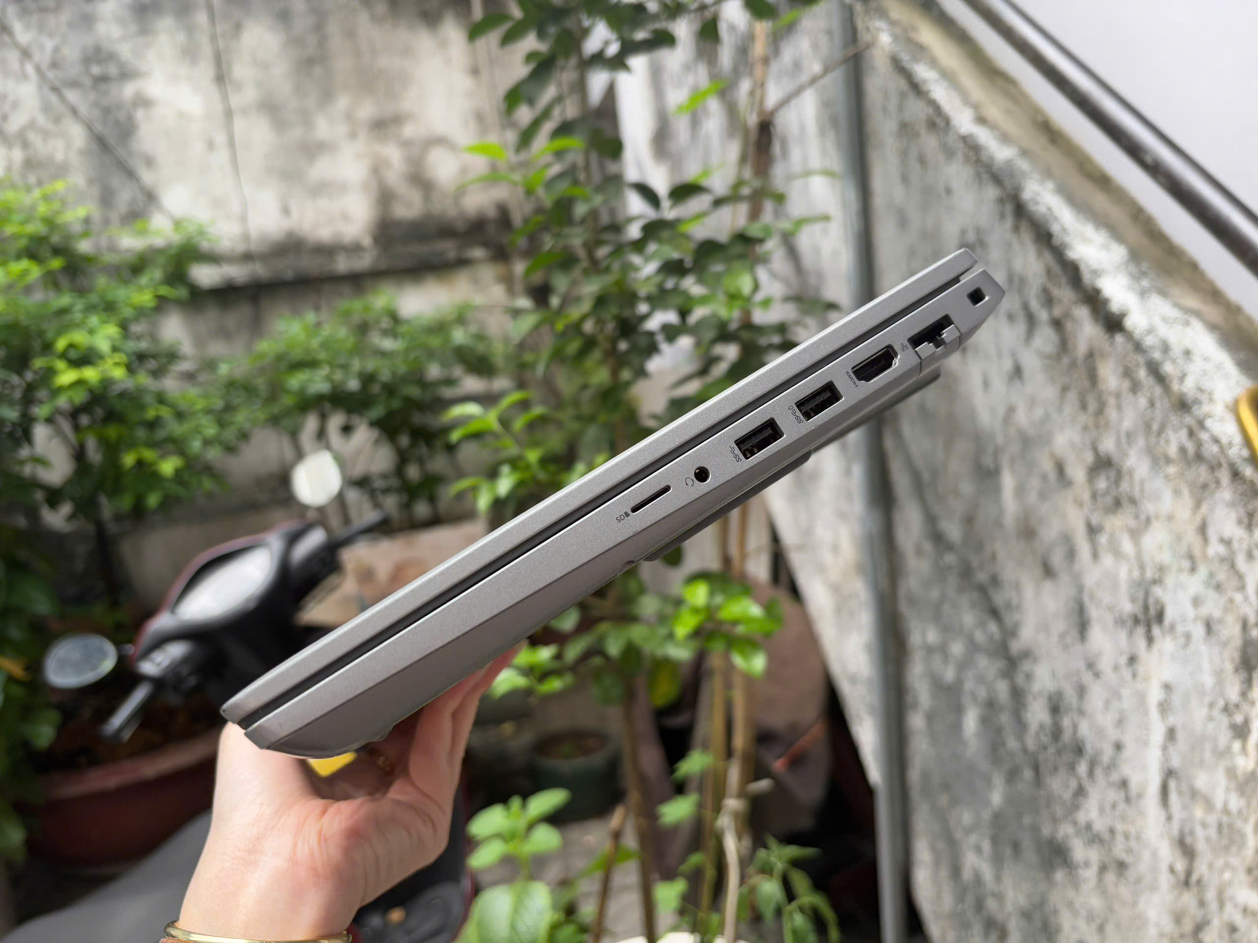 z7449095725785_c6f266d8176f1746979ba781b3ff821a