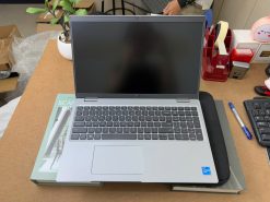 Dell Precision 3561