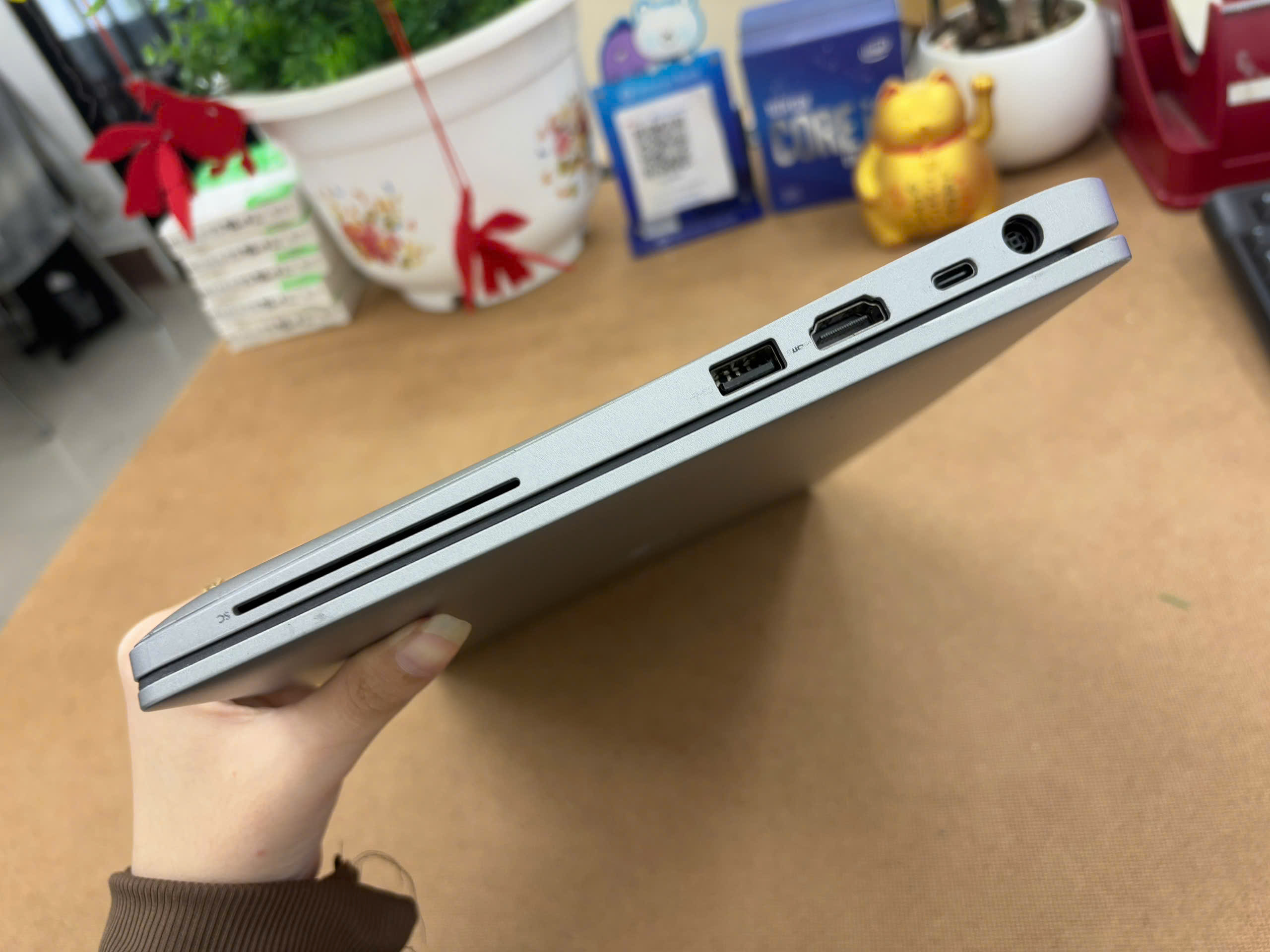 z7493582617707_b8fff229e1de69c58072e841f42602a8