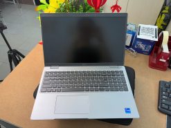 Dell Precision 3561