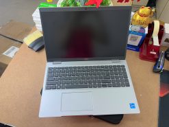 Dell Precision 3561