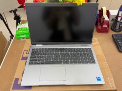 Dell Precision 3561