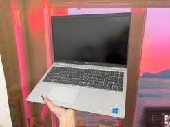 Dell Precision 3561