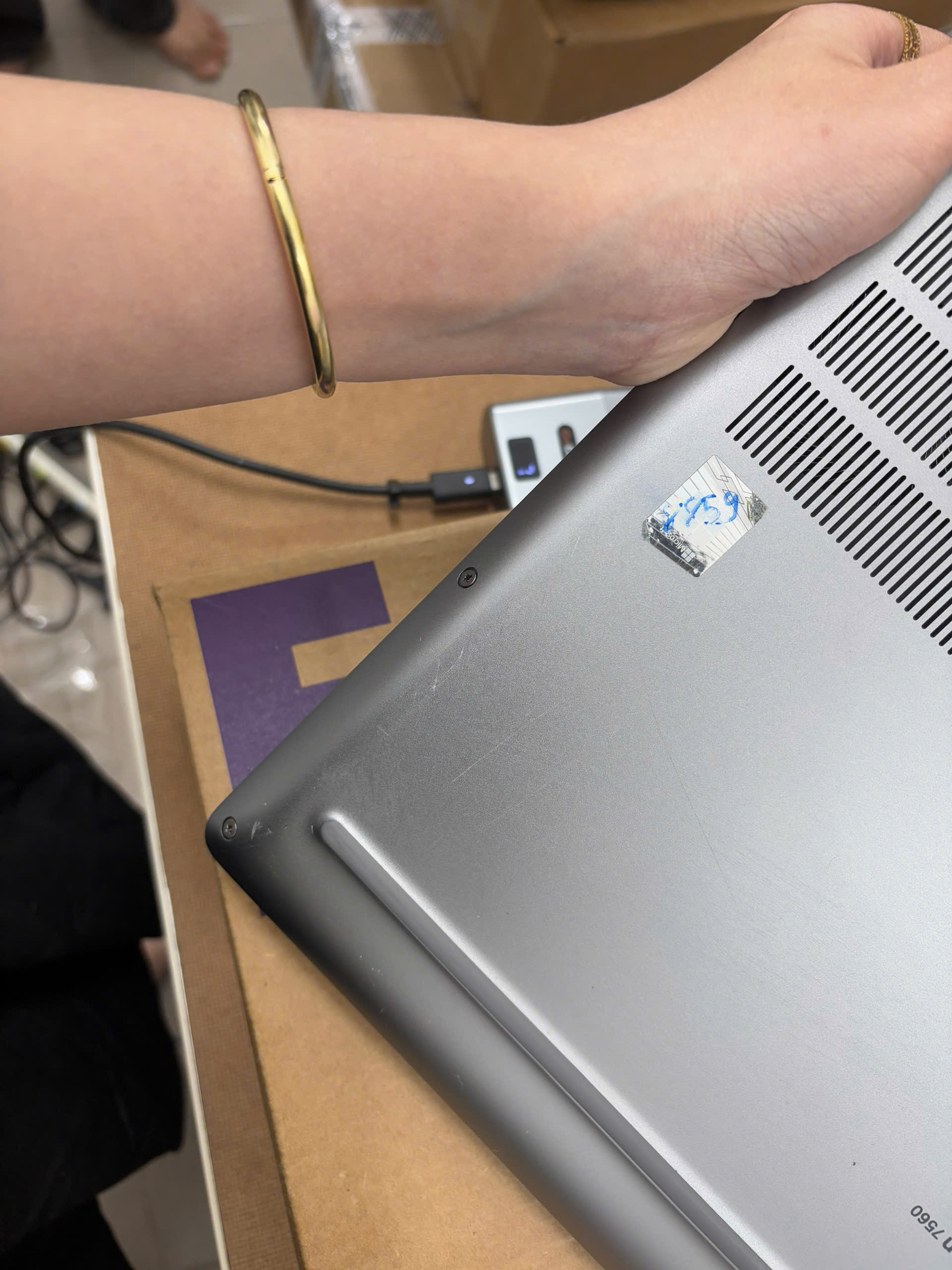 z7556656880905_7bd5981933589960b540a52152f1259e