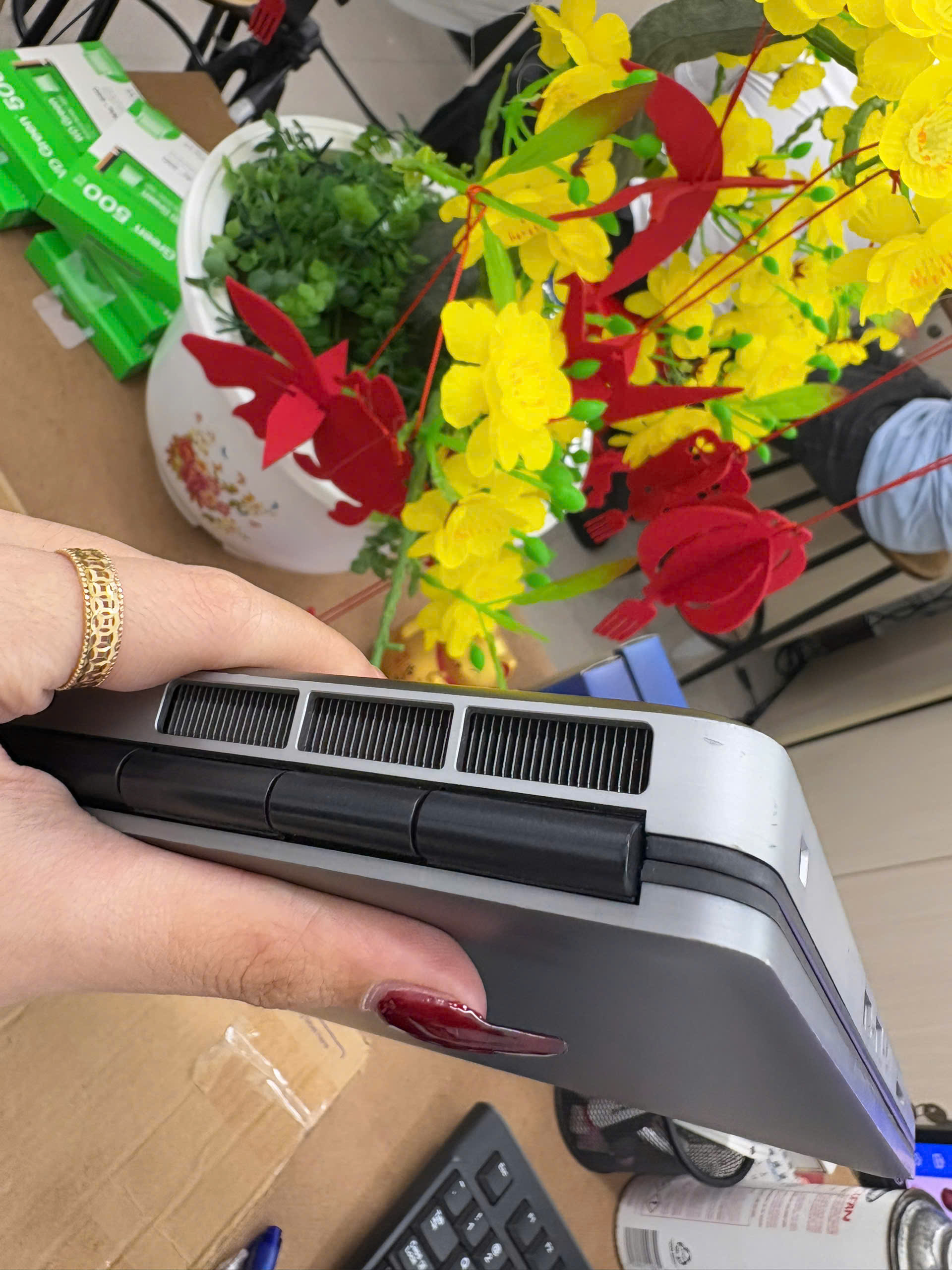 z7556656979348_794942b775334c0eaa7166434fe40e09