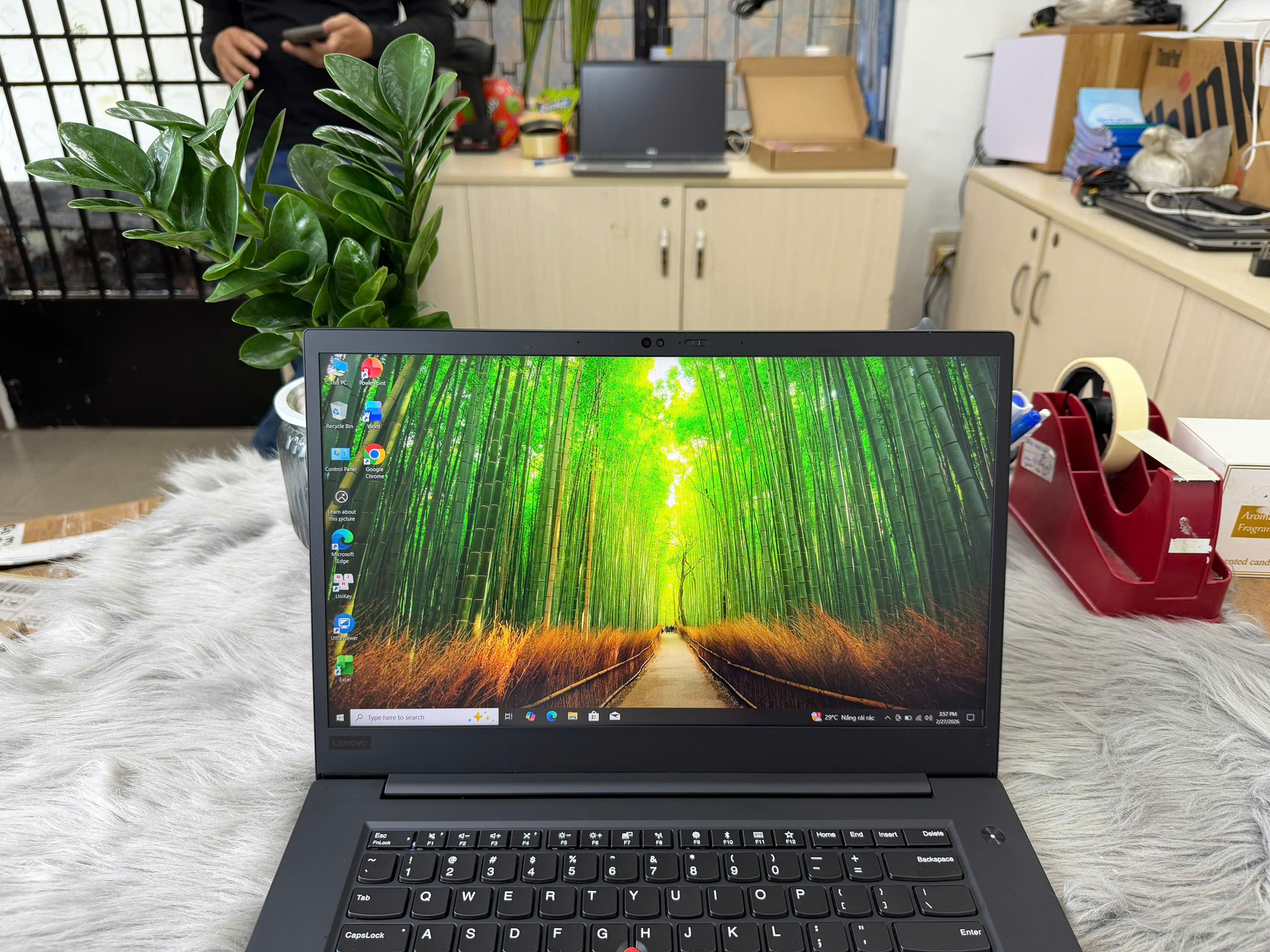 z7569881906463_6c8f6ebc3ec5691ea9808e14eaec1e74