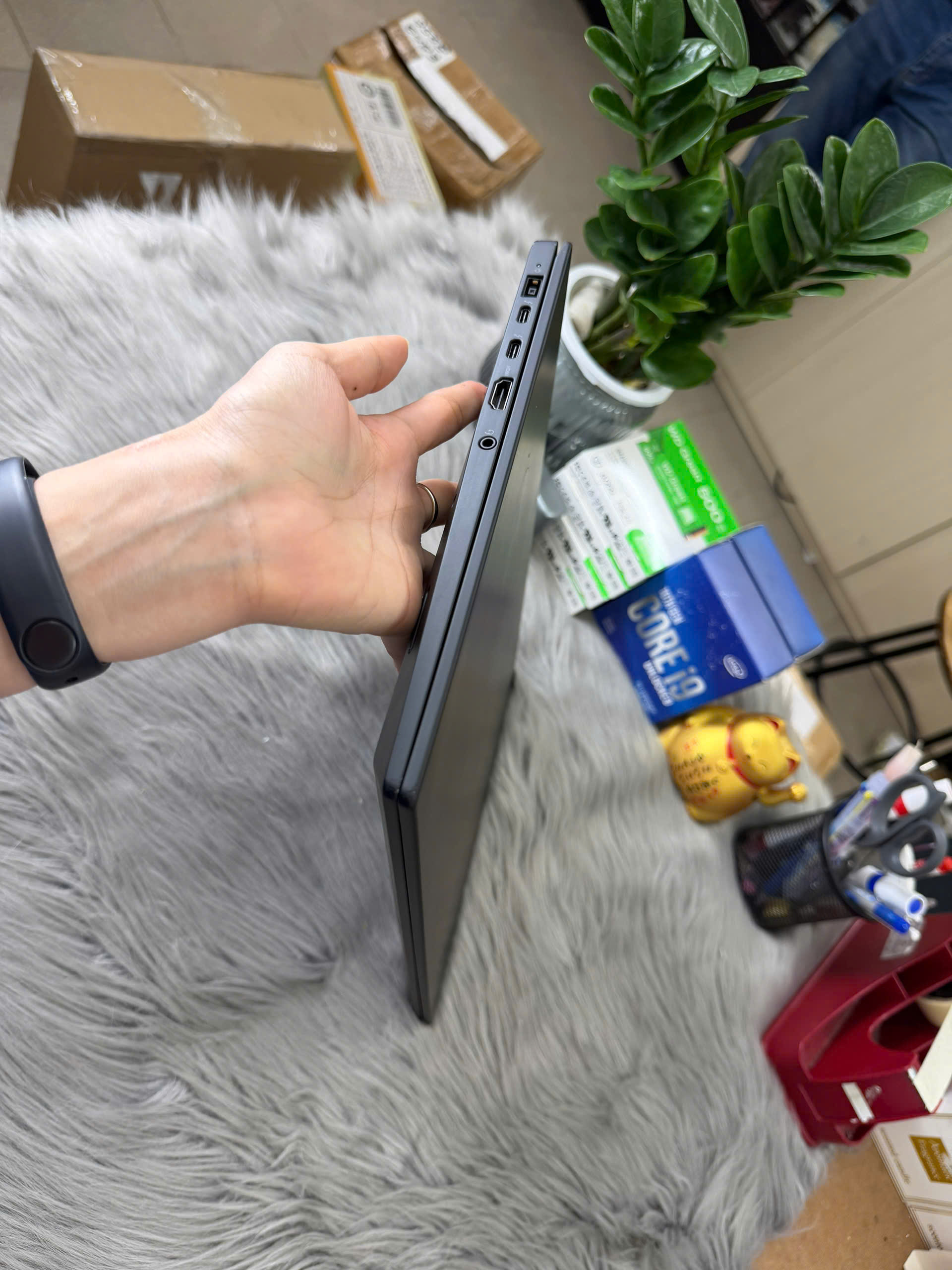 z7569882052098_fc159fa7eddfd6e024f9183b048c373b