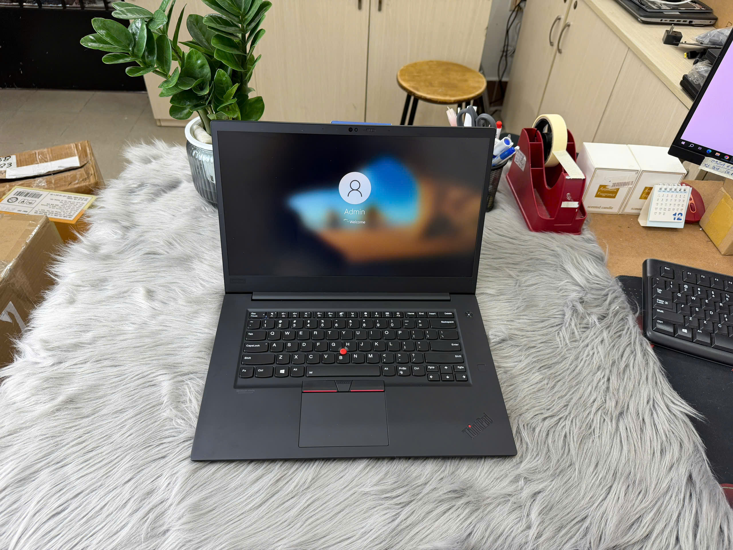 z7569887815145_97f60bf4a3024d9d19f1831437bbae50