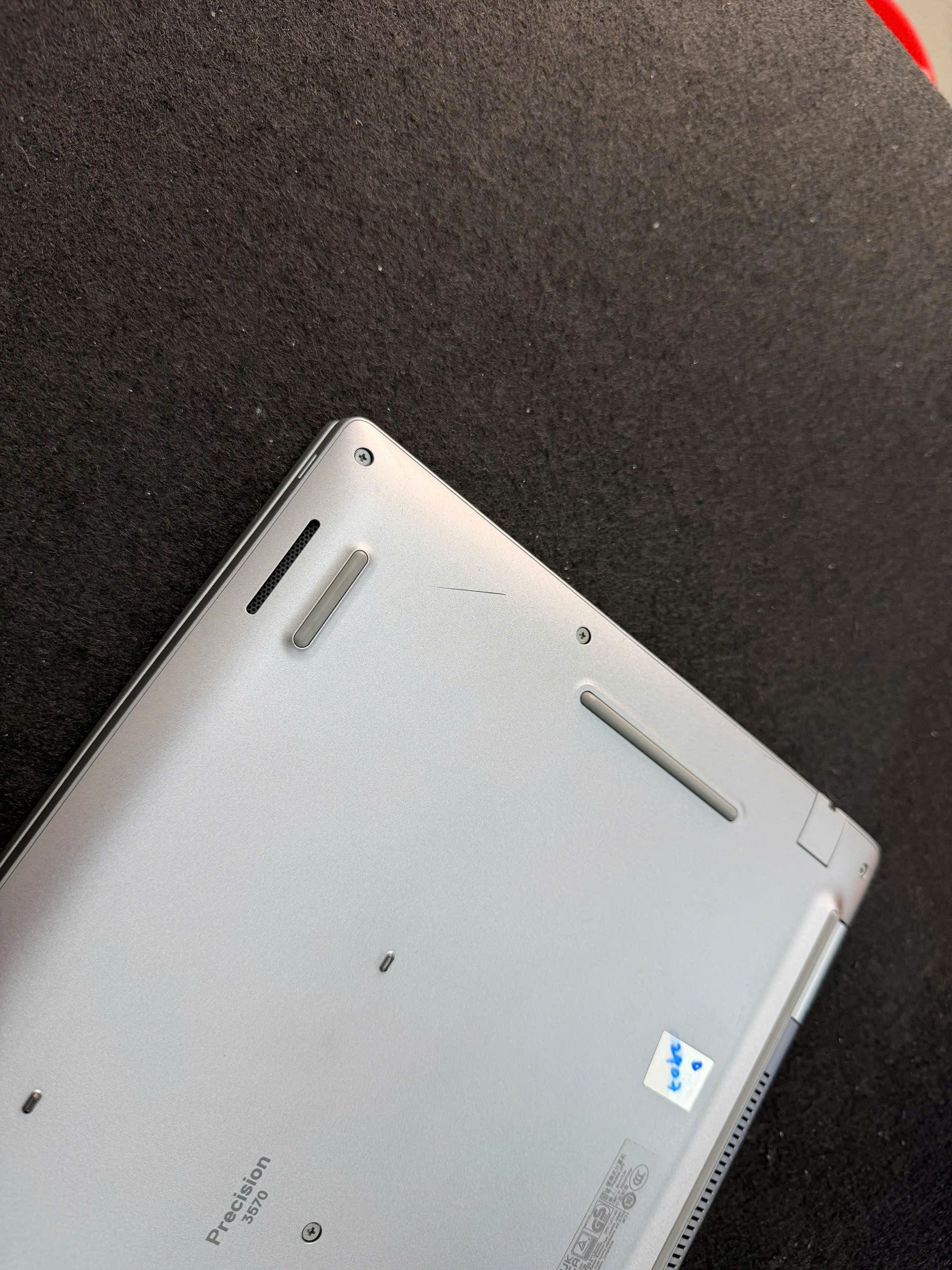 Dell Precision 3570 - Ảnh 12