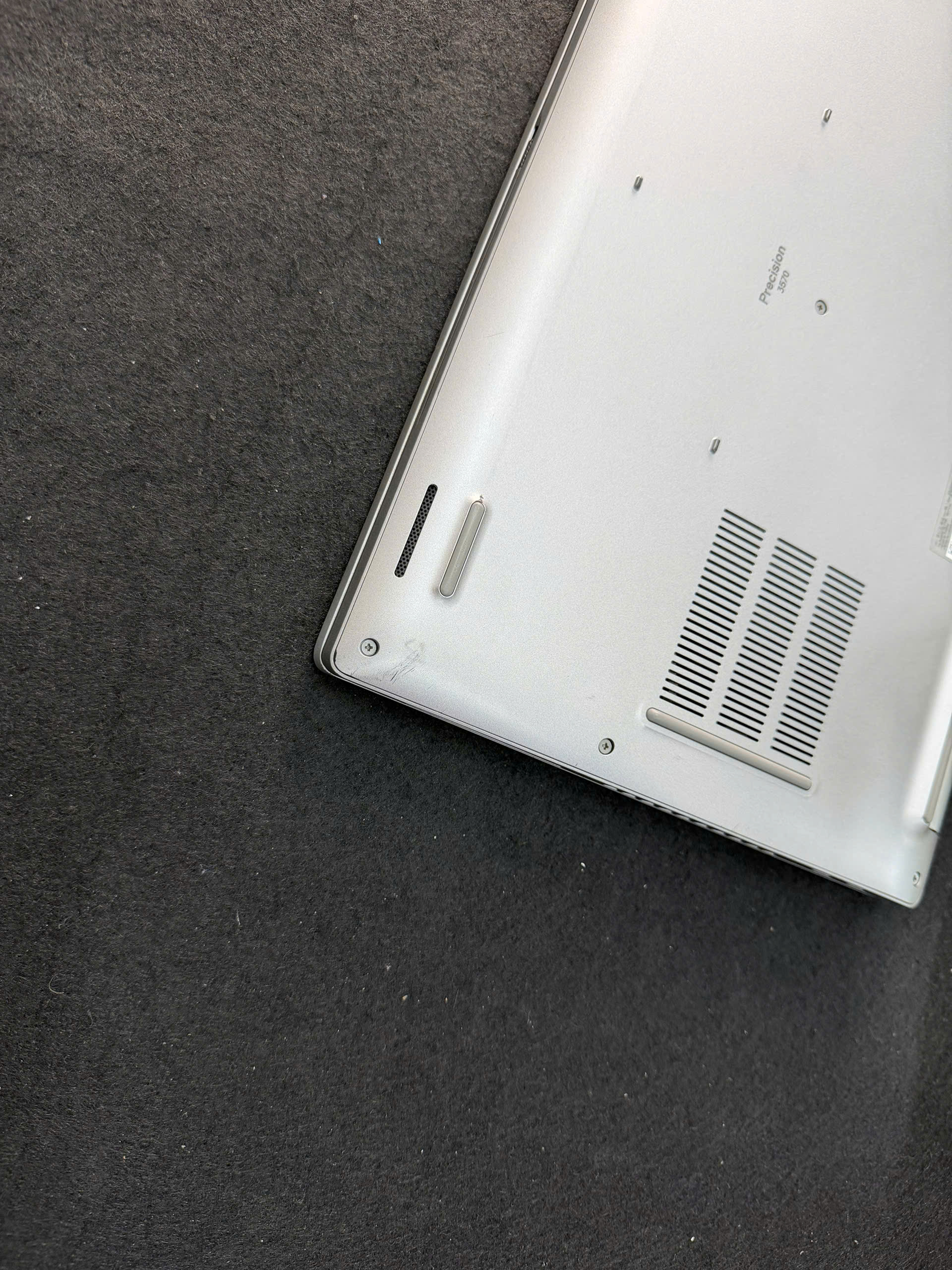 Dell Precision 3570 - Ảnh 13
