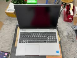 Dell Precision 3561