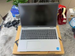 Dell Precision 3561