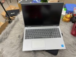 Dell Precision 3561