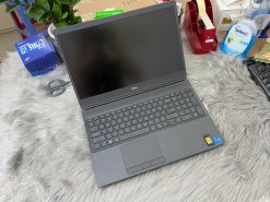 Dell Precision 7560