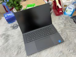 Dell Precision 5560