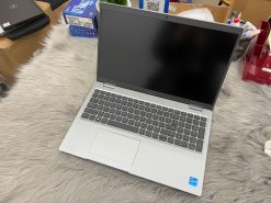 Dell Precision 3561