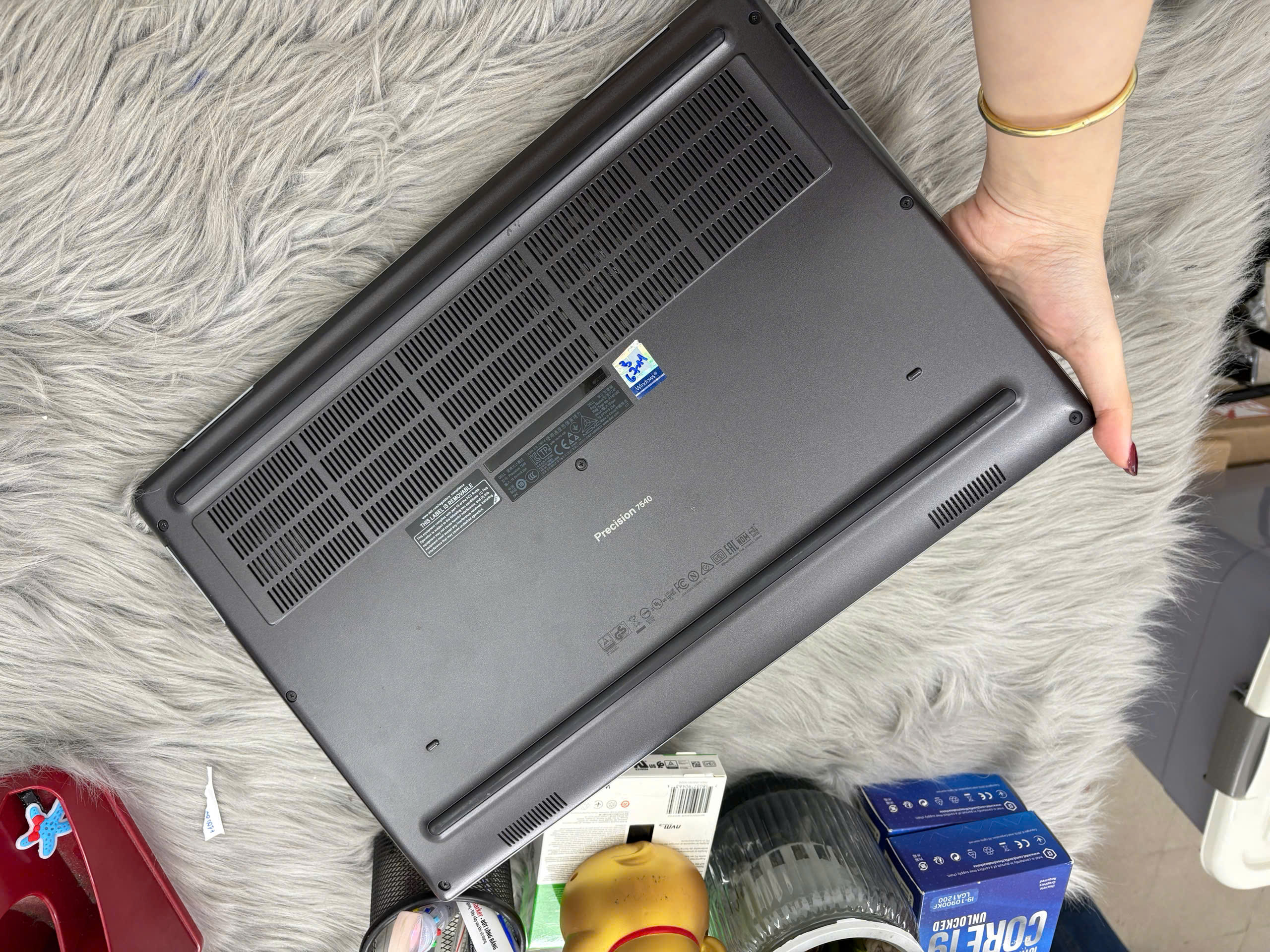 z7643755752432_b93cb0e7503686067cb98cec6eafbd23