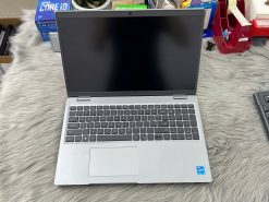 Dell Precision 3561
