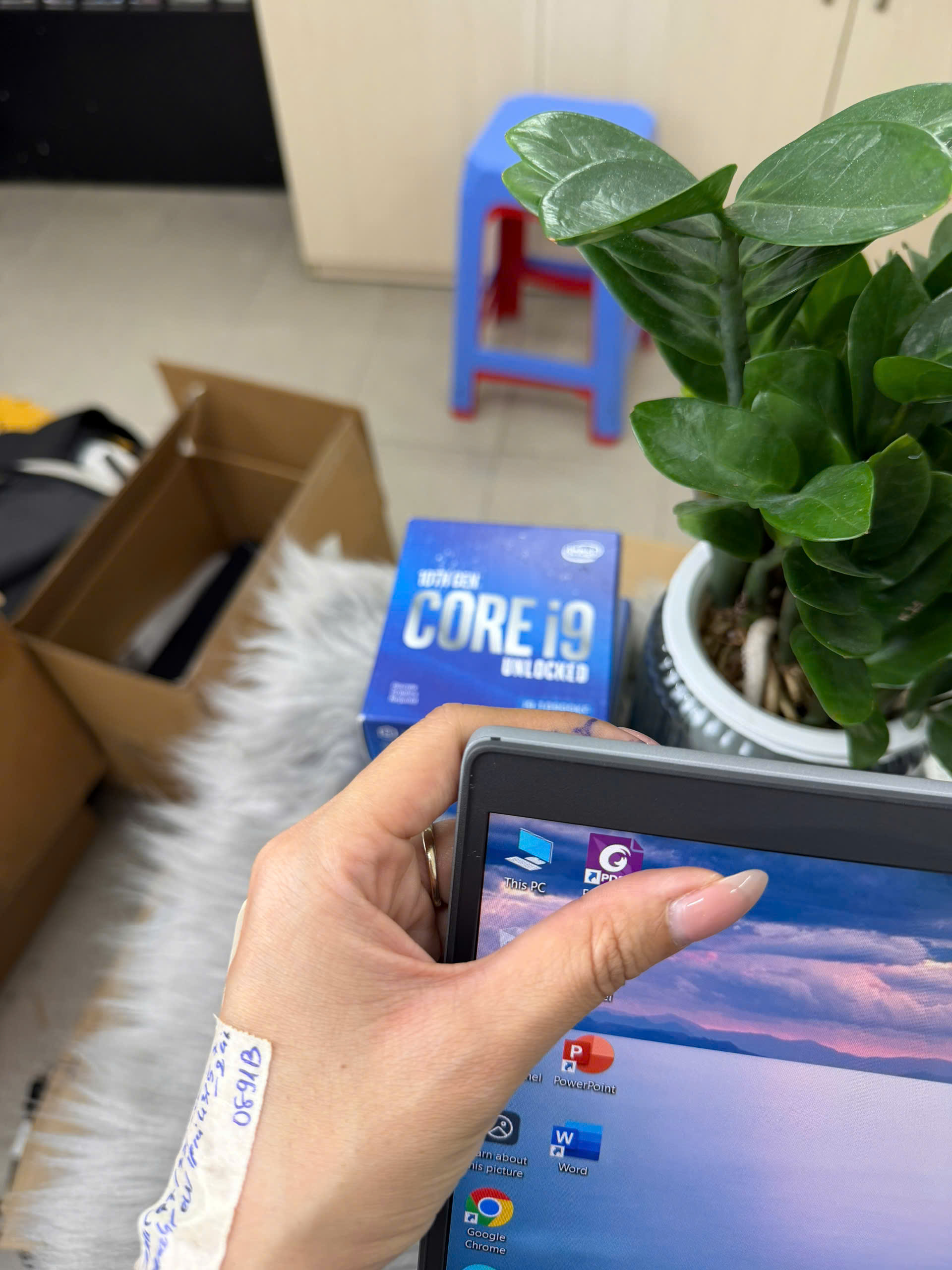 z7660287227800_4b40820a3858a6be7c4174bc1bbdc940