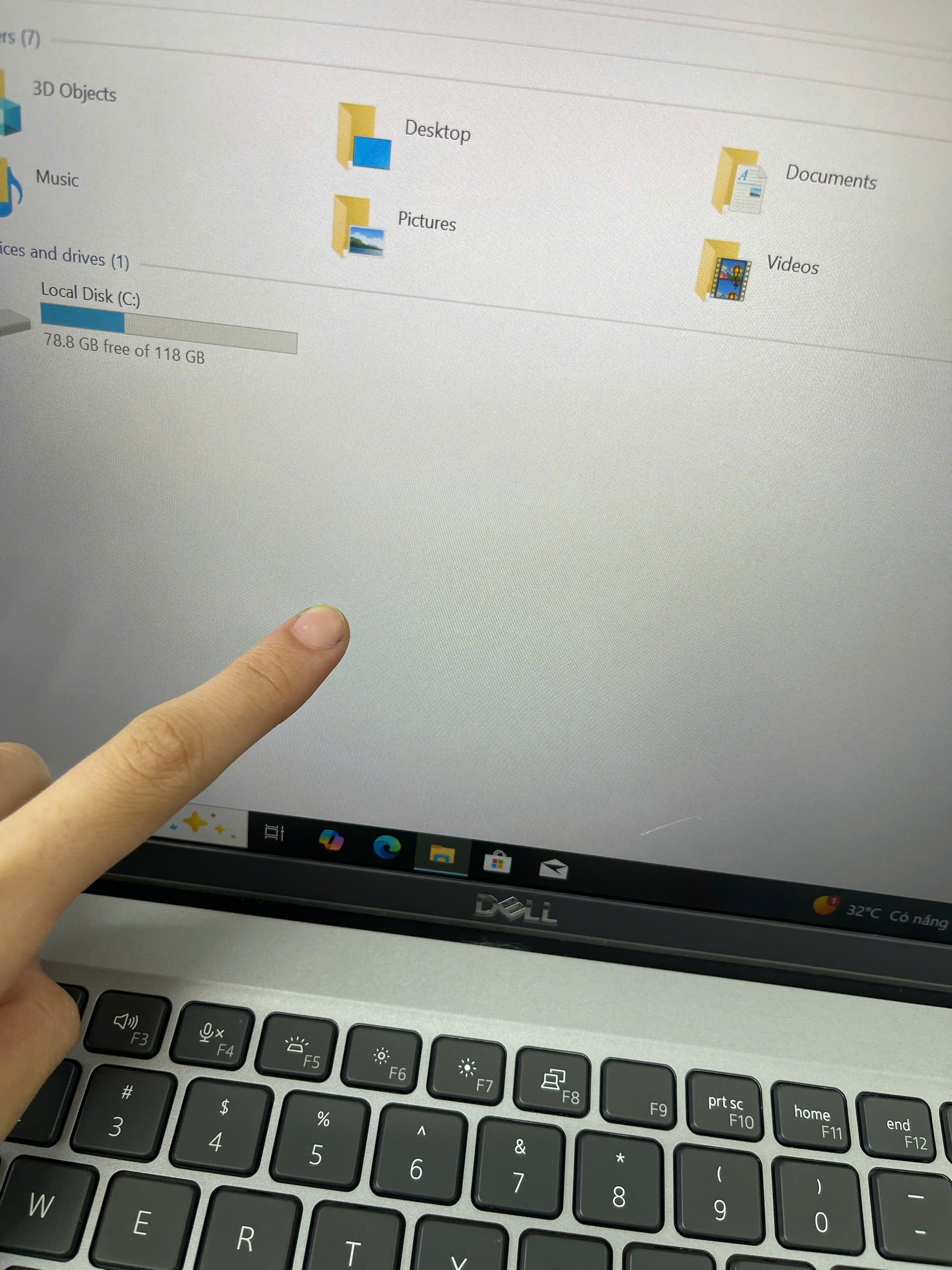 z7670154117838_8b3d354ee106a6f91a54f8a040223c81