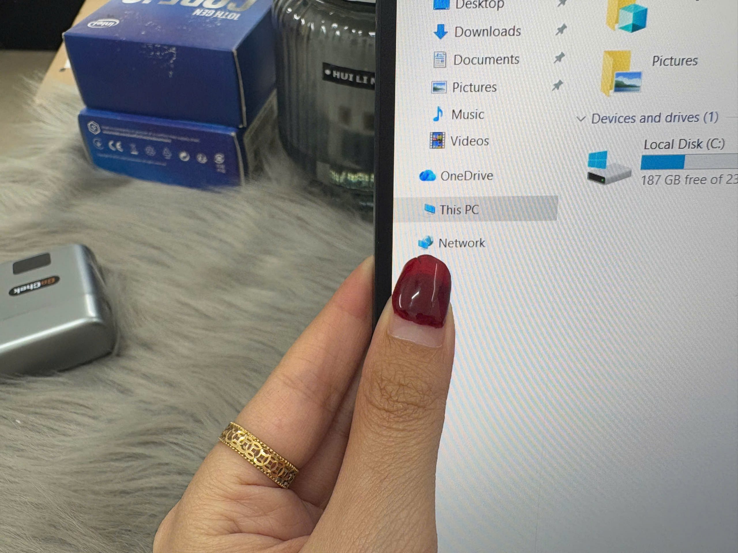 z7690416504211_51b446aed363bb2241f7324fb9898845