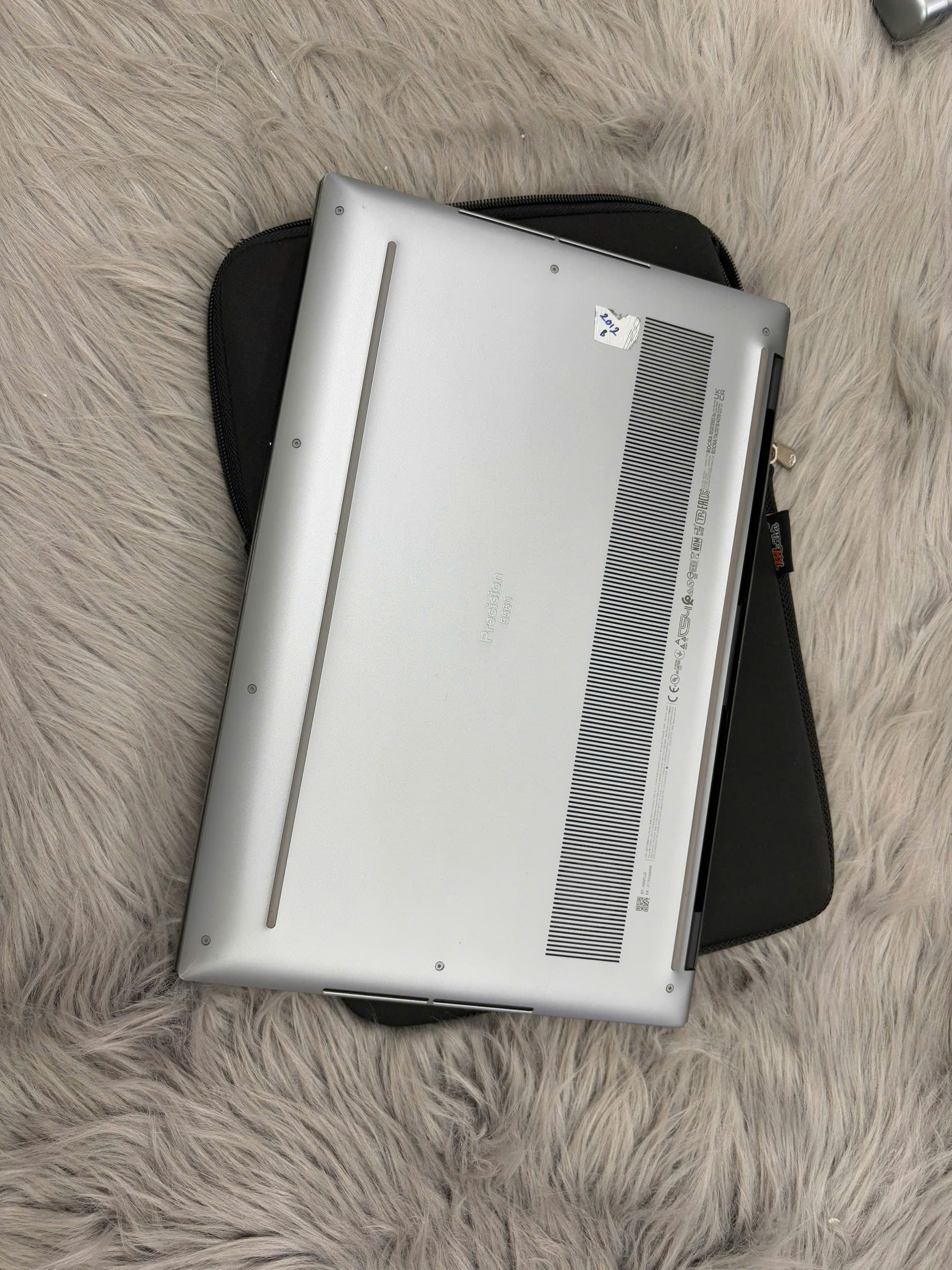 z7690417059962_e44198a02c0a0e4c942a40843563d00b