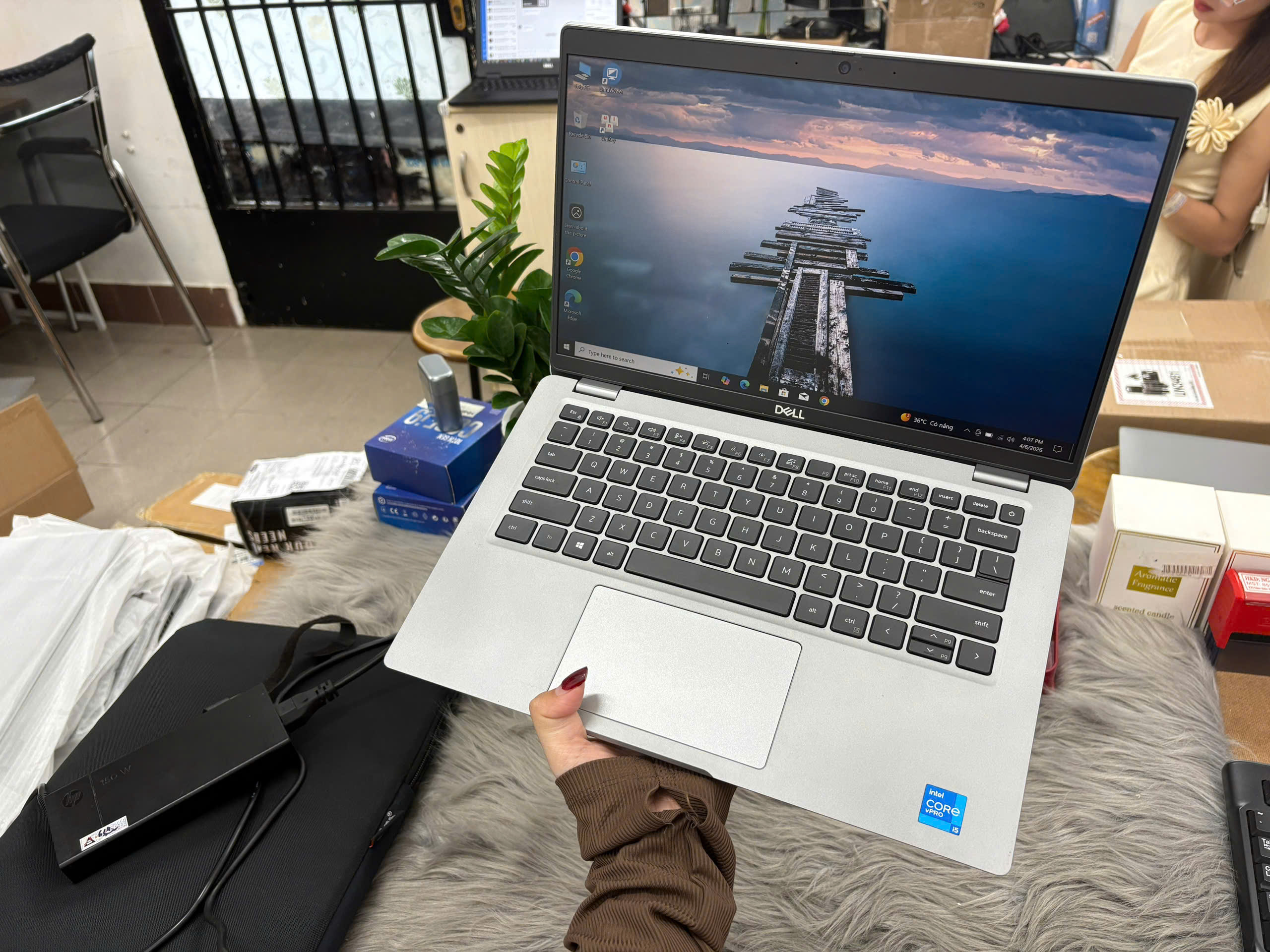 z7710639948162_9b9cc641698fb923980146efe82324a2