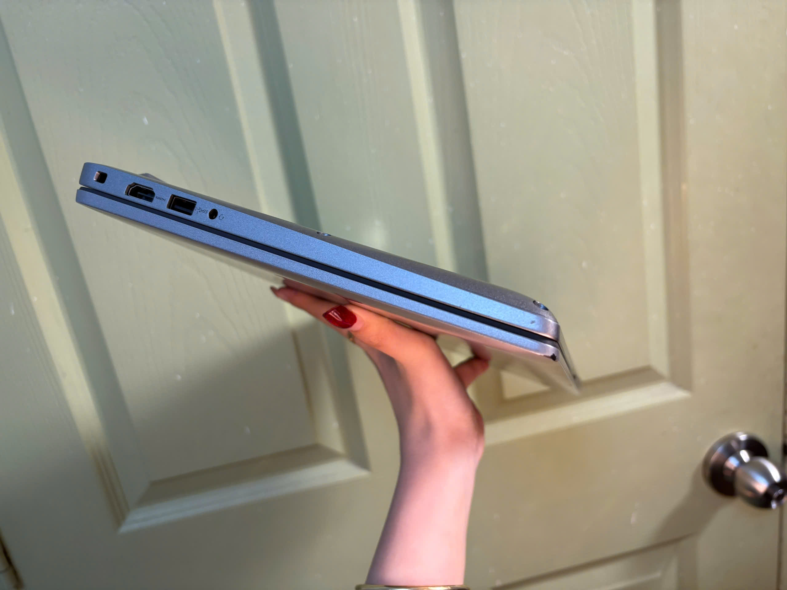 z7720071796755_a0d73a3c591aa35d1a6e5b9007df1c3d